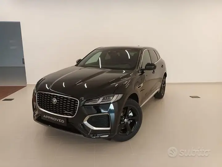 Jaguar F-Pace