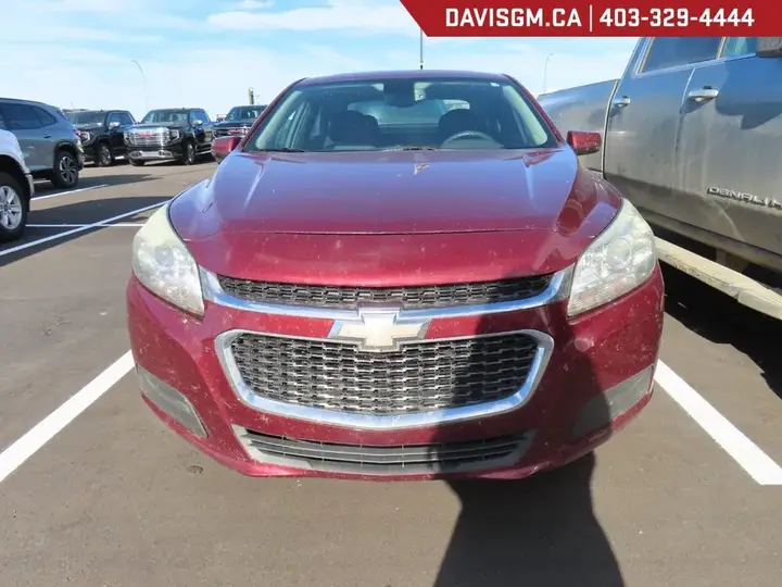 Chevrolet Malibu 2015 photo 2