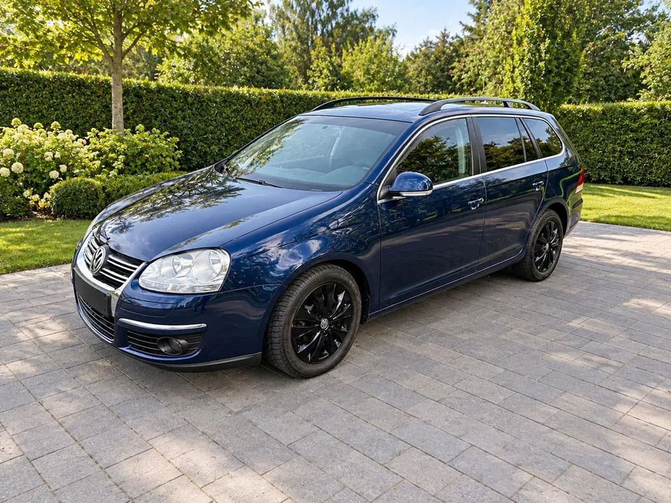 Volkswagen Golf V