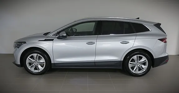 Skoda Enyaq 2023 photo 5