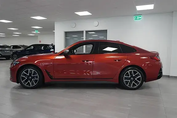 BMW I4 2024 photo 5