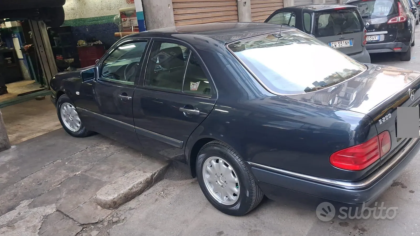 Mercedes-Benz E-Class 1998 photo 4