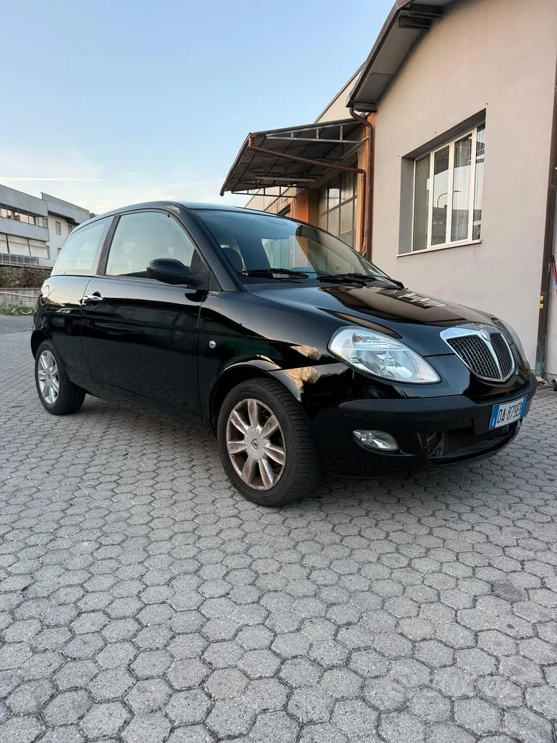 Lancia Ypsilon 2006 photo 3