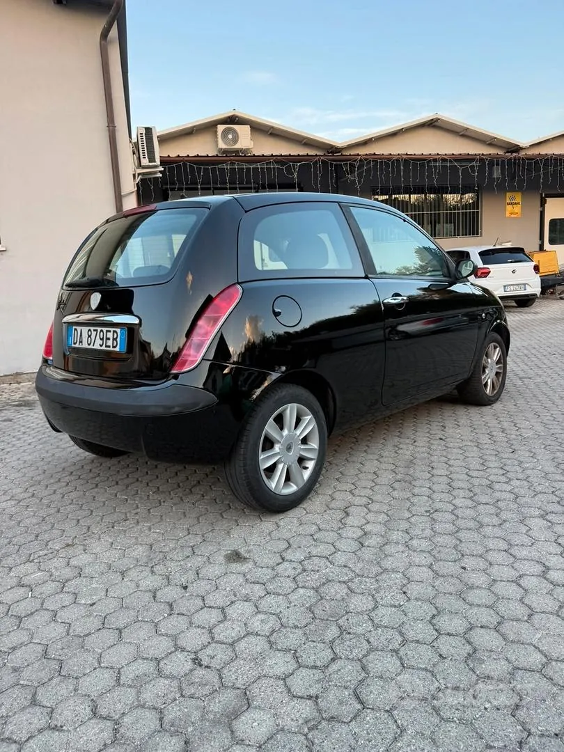 Lancia Ypsilon 2006 photo 4