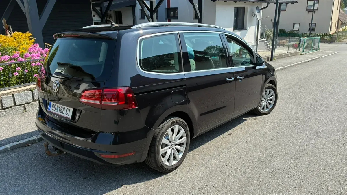 Volkswagen Sharan 2018 photo 2