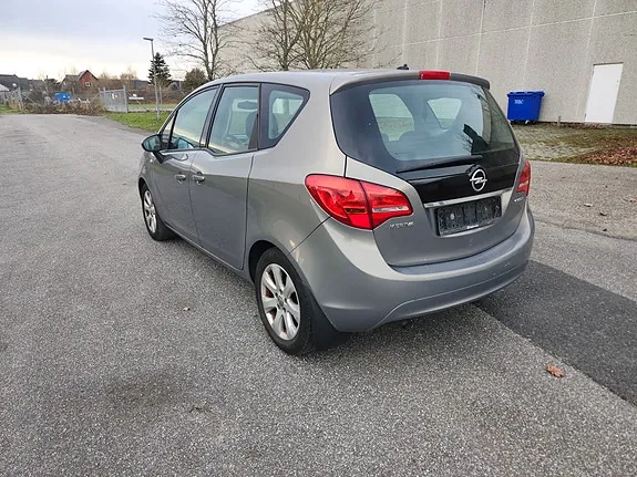 Opel Meriva 2011 photo 4