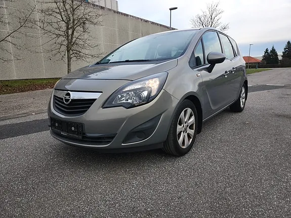 Opel Meriva 2011 photo 2