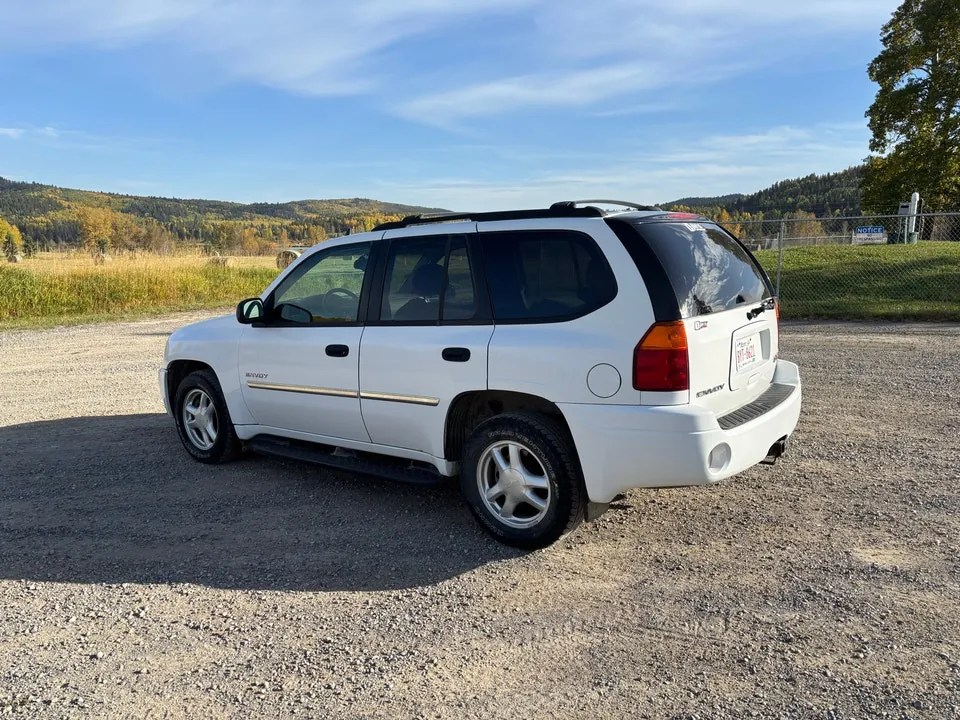 GMC Envoy 2006 photo 5