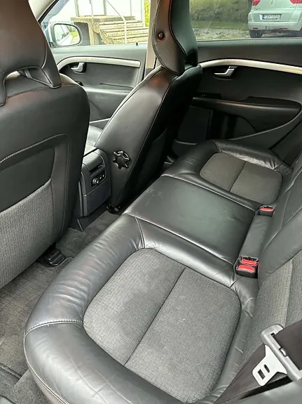 Volvo V70 2010 photo 4