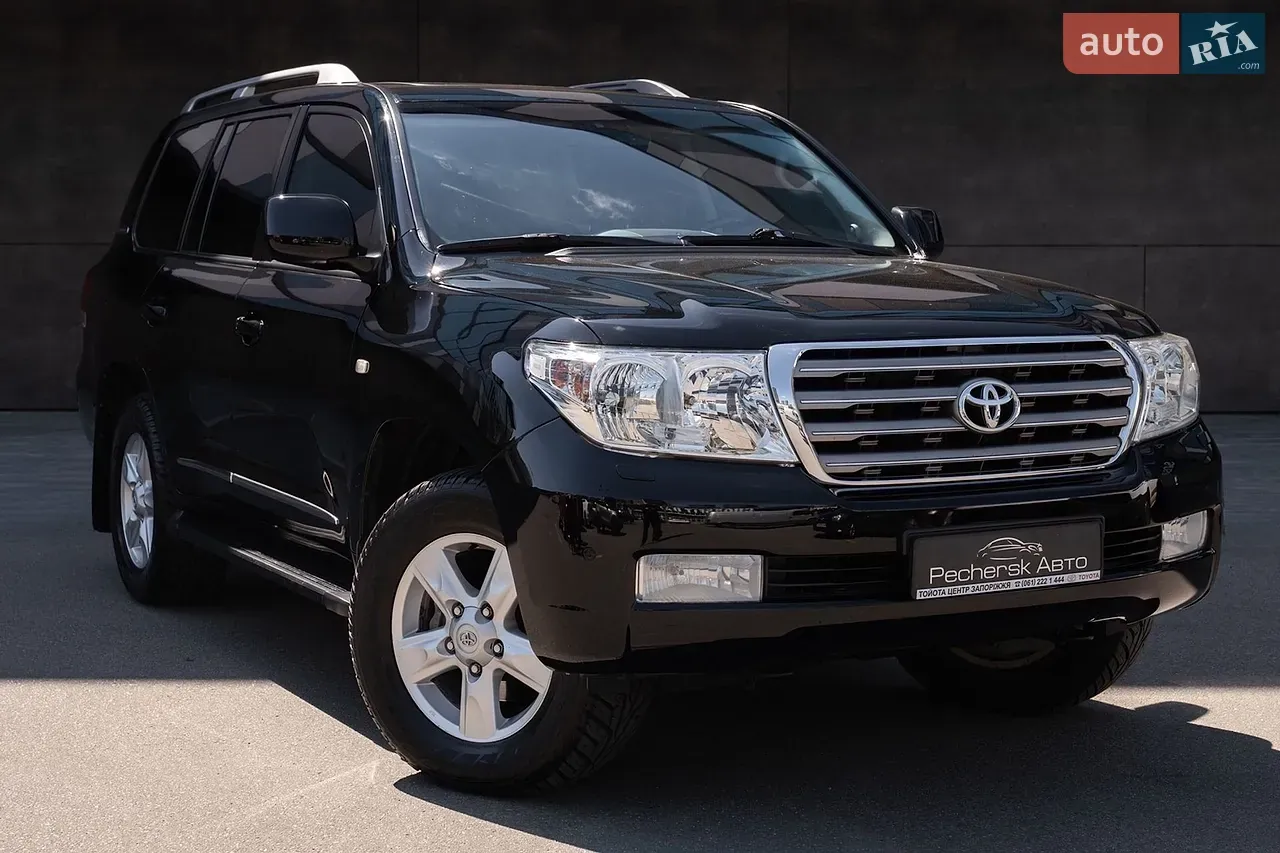 Toyota Land Cruiser 2011 photo 3