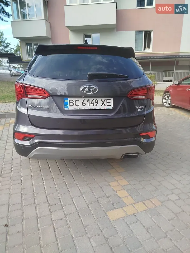 Hyundai Santa Fe 2017 photo 4