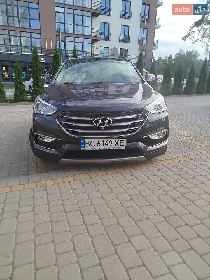 Hyundai Santa Fe 2017 photo 2