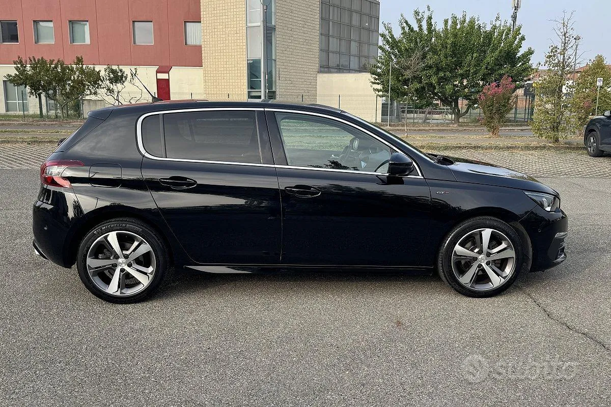 Peugeot 308 2021 photo 5