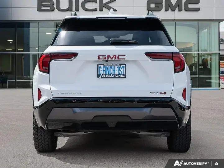 GMC Terrain 2027 photo 5