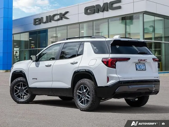 GMC Terrain 2027 photo 4