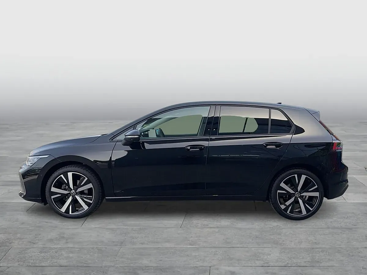 Volkswagen Golf 2025 photo 2