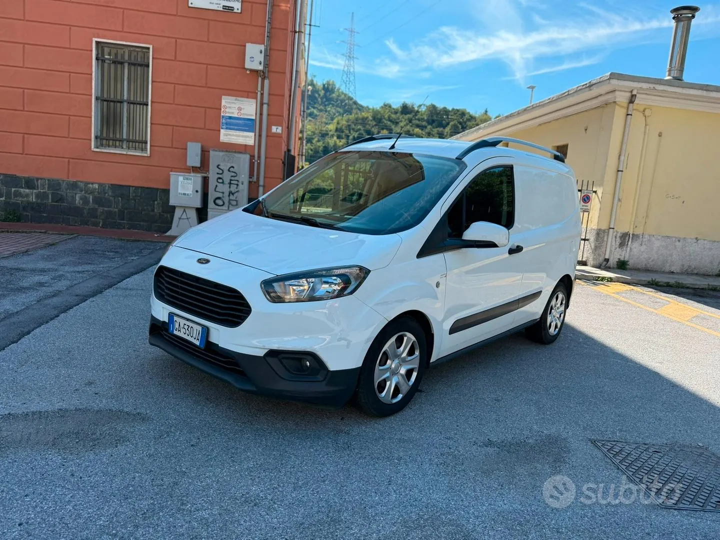 Ford Transit Courier 2020 photo 2