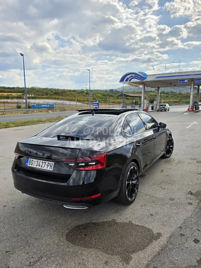 Skoda Superb 2022 photo 4