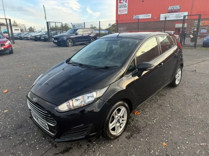 Ford Fiesta 2015 photo 3