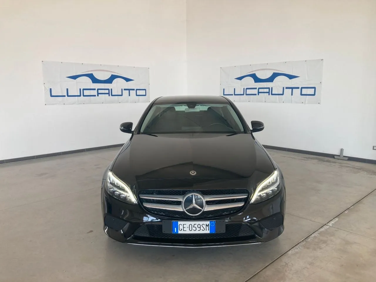 Mercedes-Benz C 200