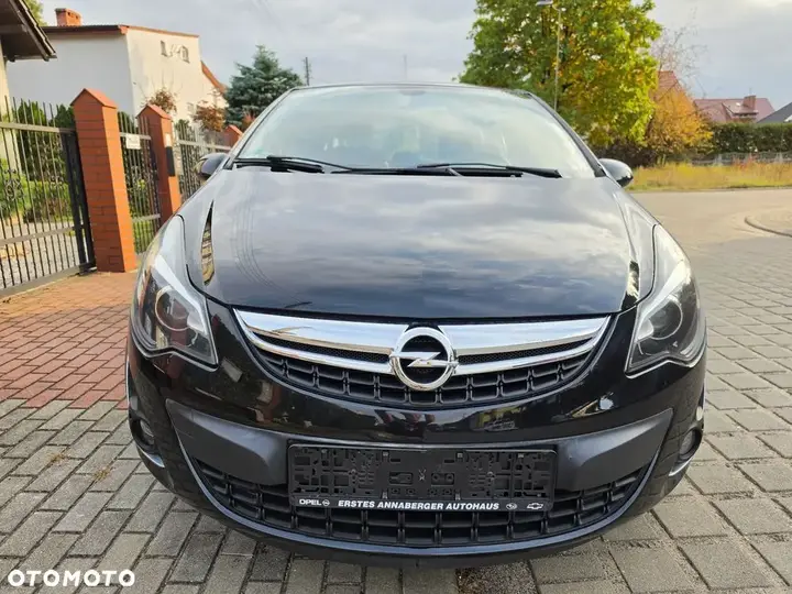 Opel Corsa 2013 photo 2