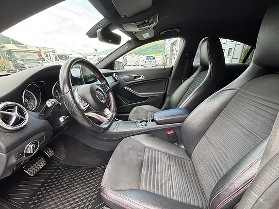 Mercedes-Benz Cla200 2015 photo 5