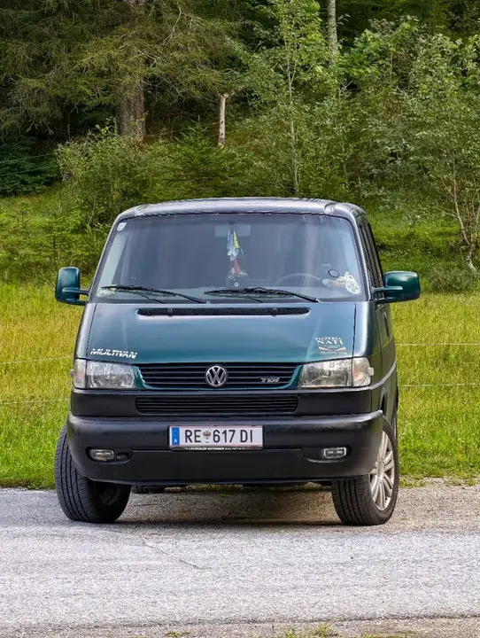 Volkswagen Multivan 1998 photo 2