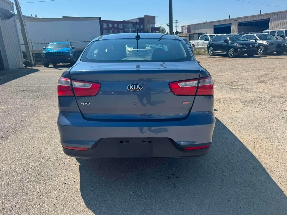 Kia Rio 2016 photo 4