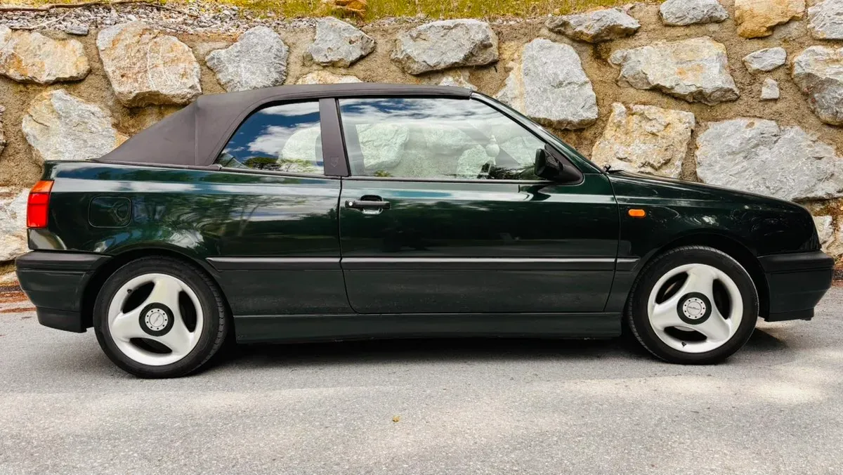 Volkswagen Golf 1996 photo 3