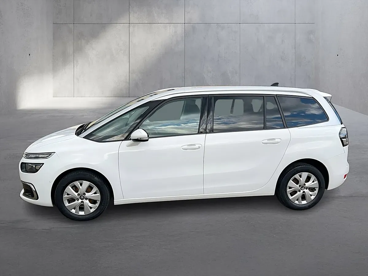 Citroen C4 2018 photo 2