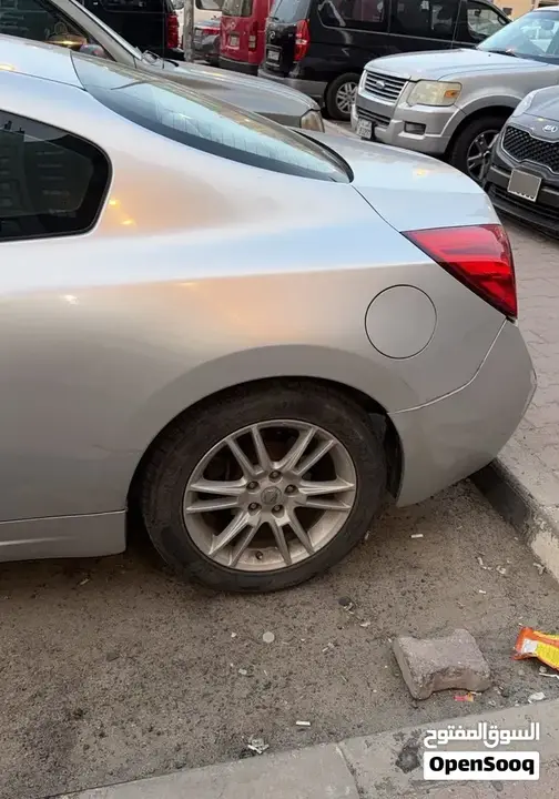 Nissan Altima 2010 photo 3
