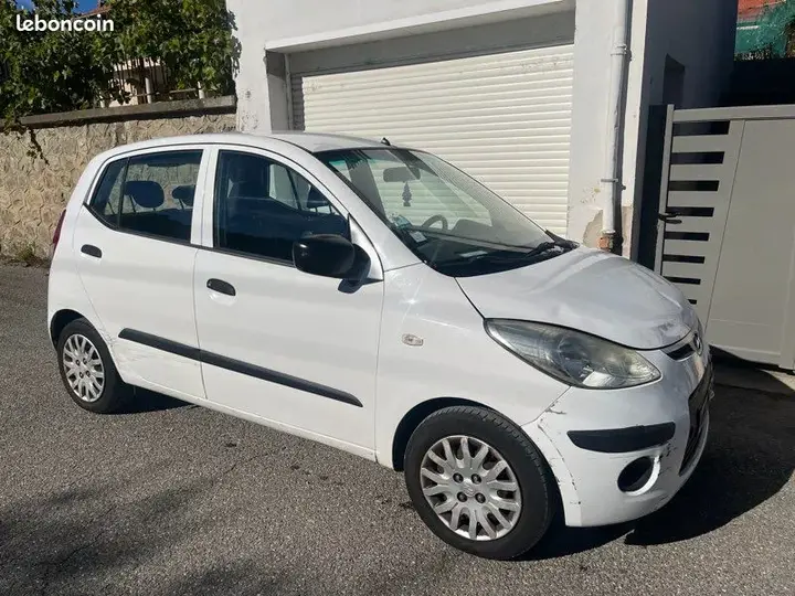 Hyundai I10 2010 photo 2