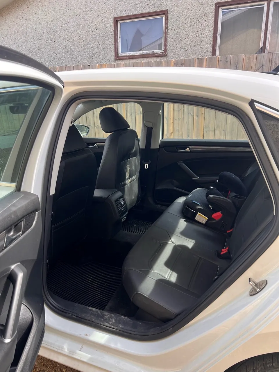 Volkswagen Passat 2021 photo 3