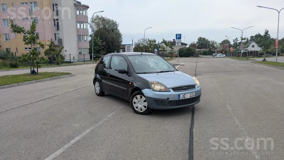 Ford Fiesta 2007 photo 4