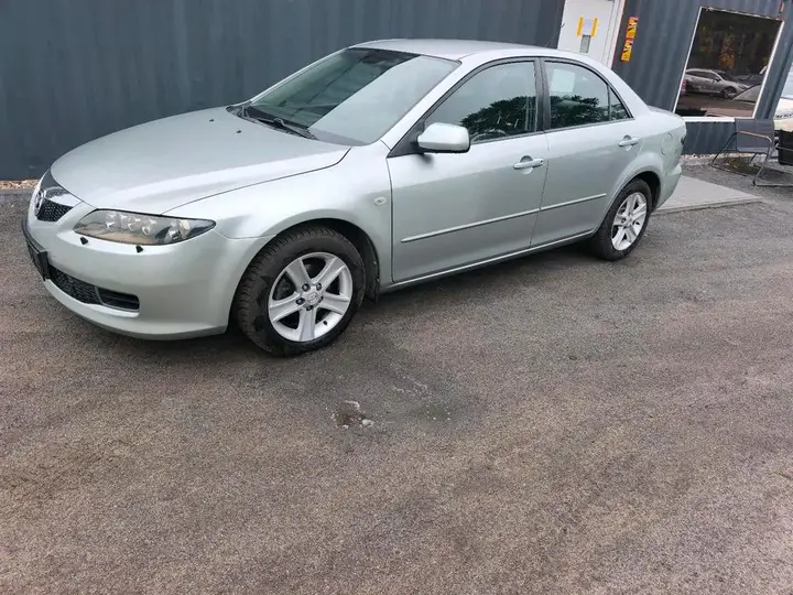 Mazda 6