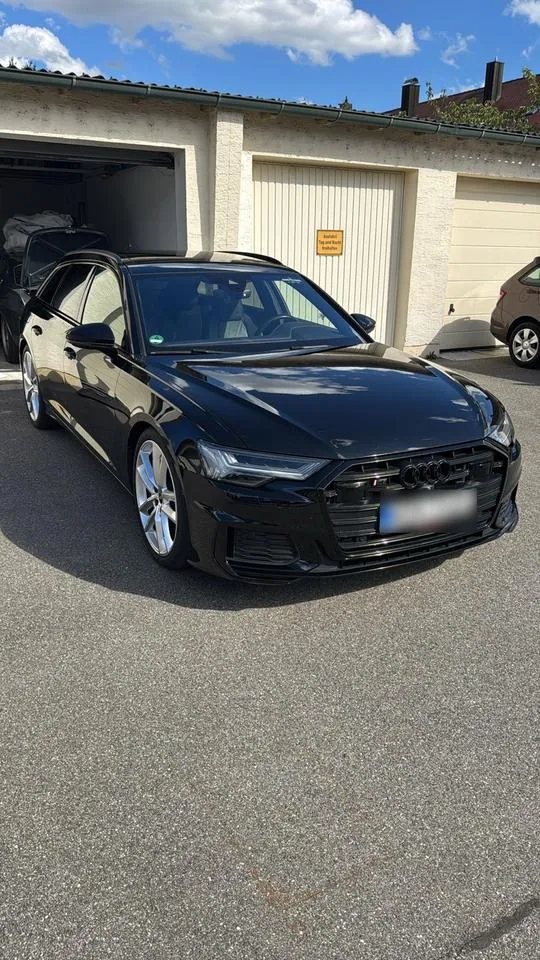Audi S6 Avant