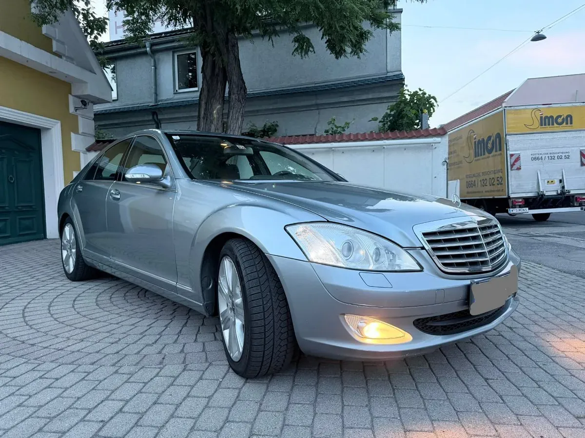 Mercedes-Benz S-Class 2007 photo 2