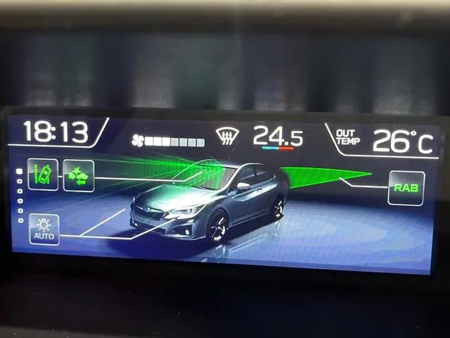 Suzuki Impreza Sport 2018 photo 3