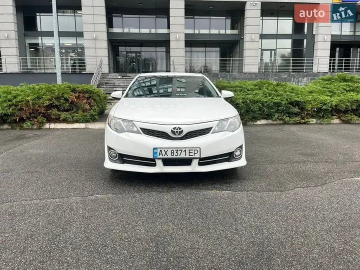 Toyota Camry 2014 photo 5