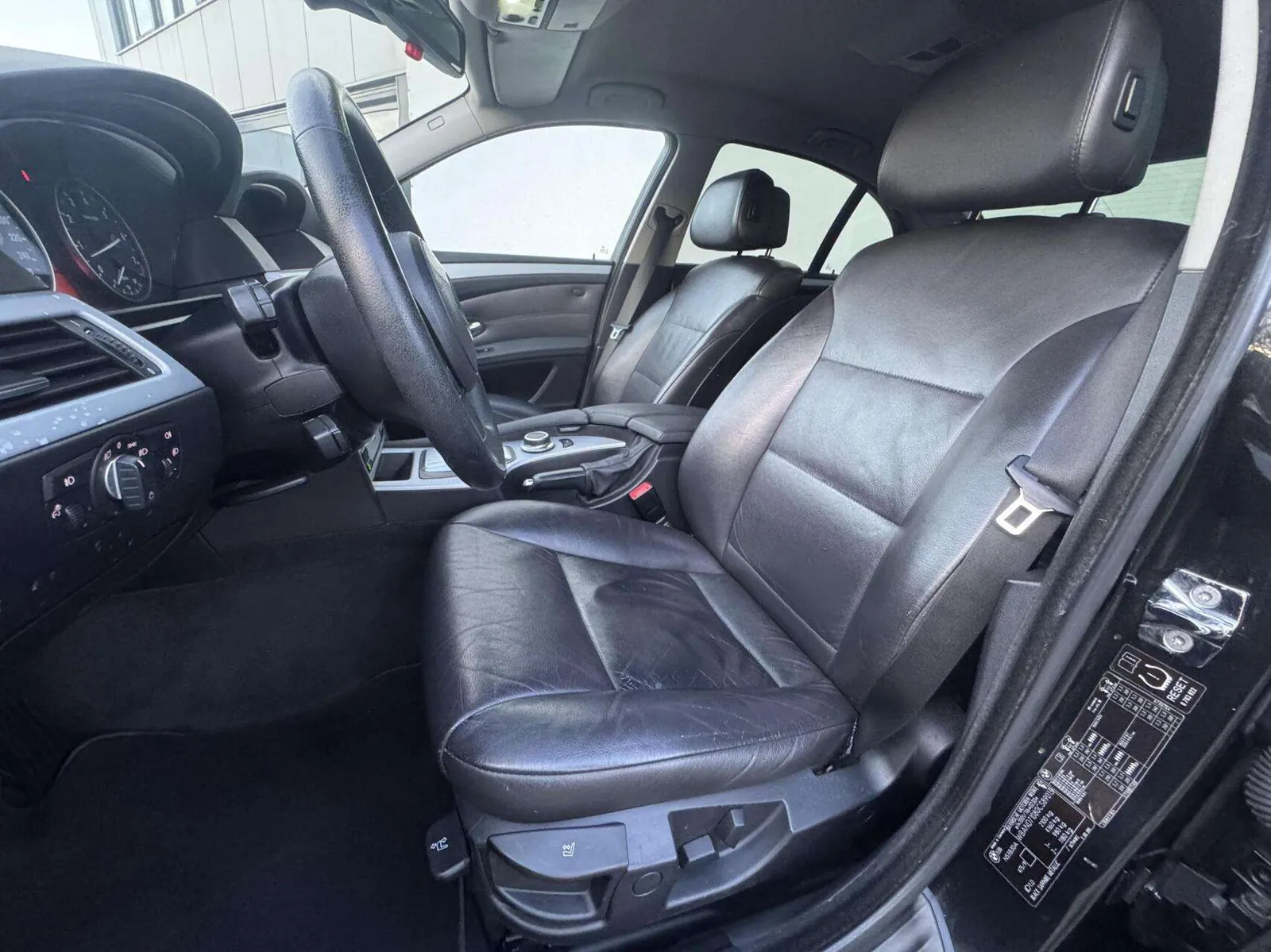 BMW 530I 2008 photo 5