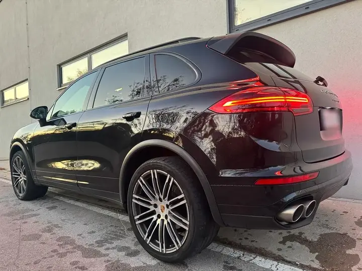 Porsche Cayenne S
