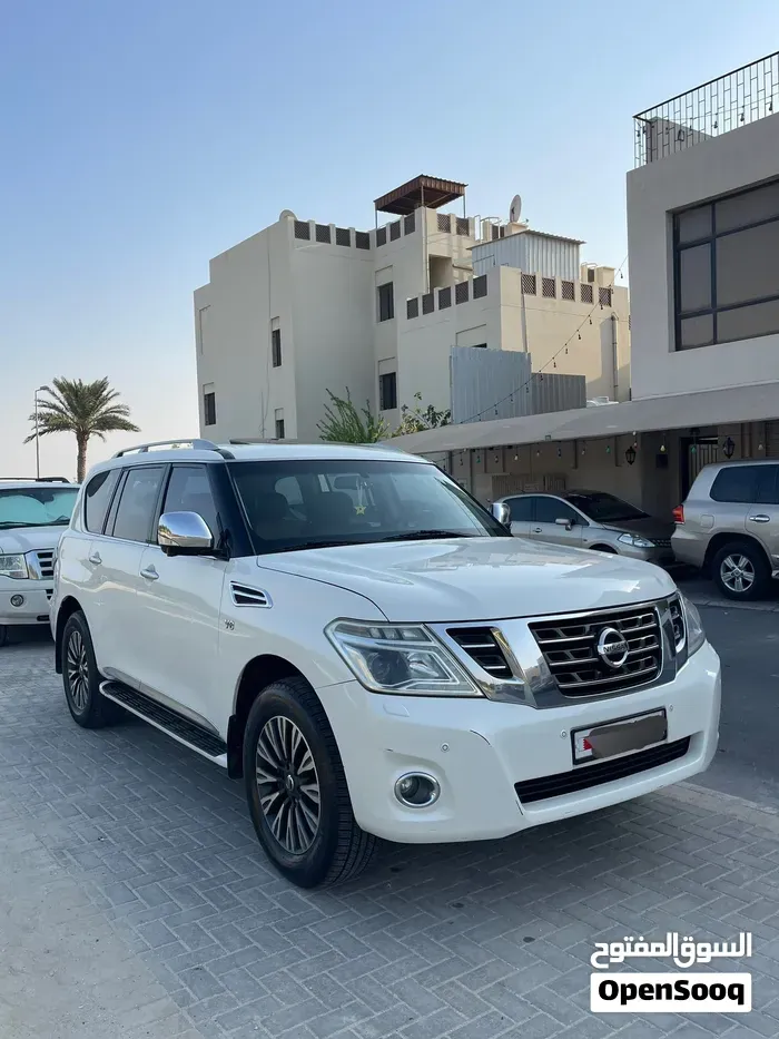 Nissan Patrol 2014 photo 2