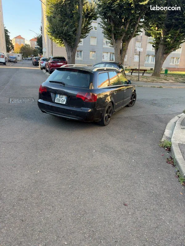 Audi A4 2008 photo 2