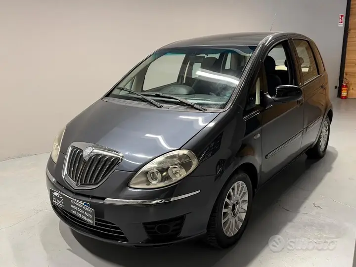 Lancia Musa 2011 photo 3