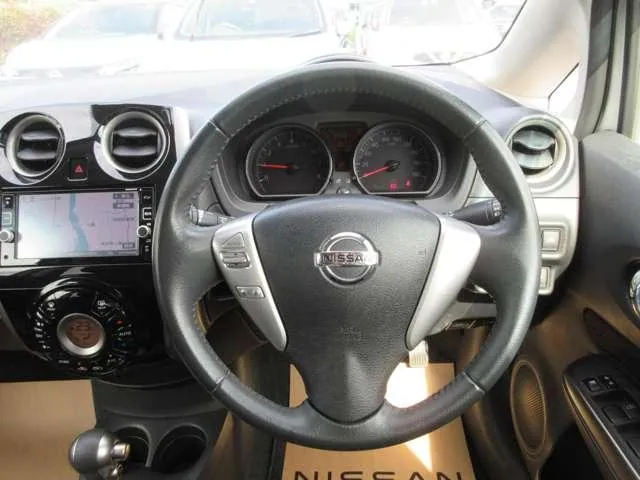 Nissan Note 2016 photo 4