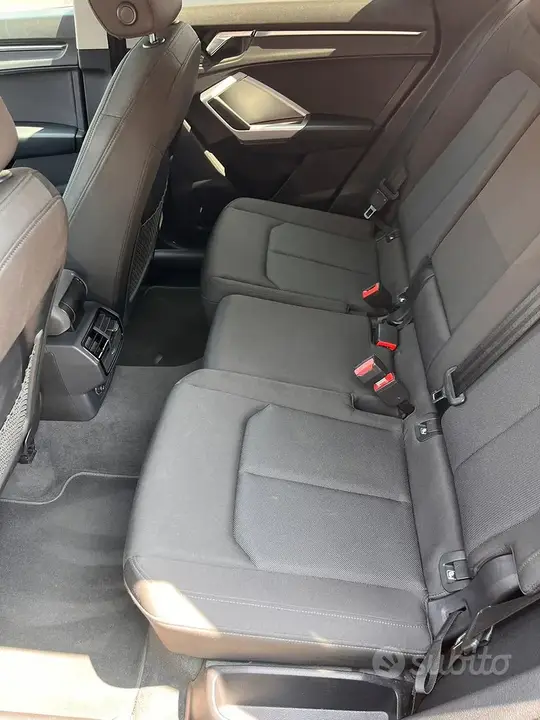 Audi Q3 2019 photo 5