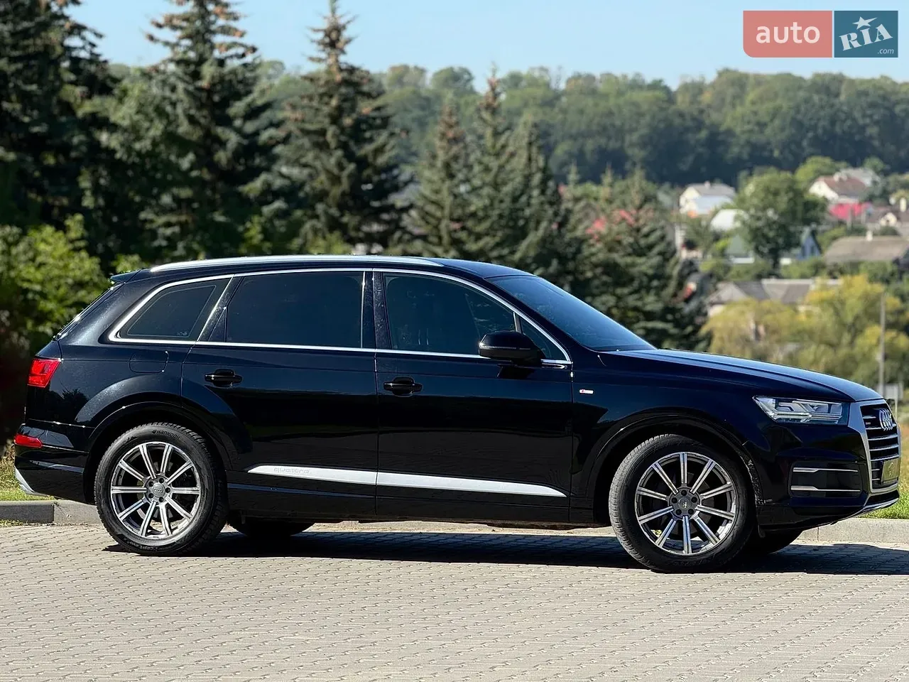 Audi Q7 2016 photo 3