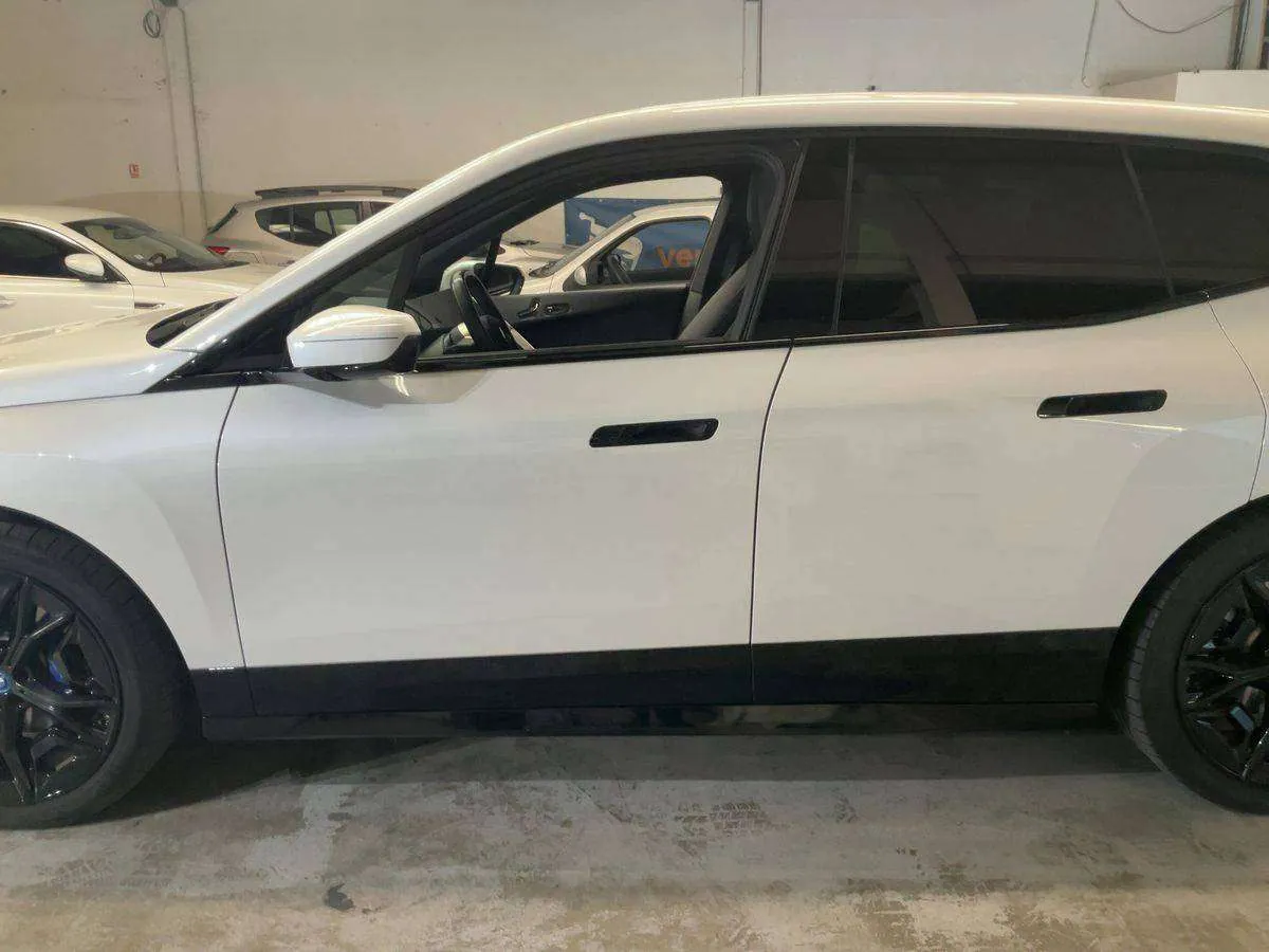 BMW Ix 2022 photo 4