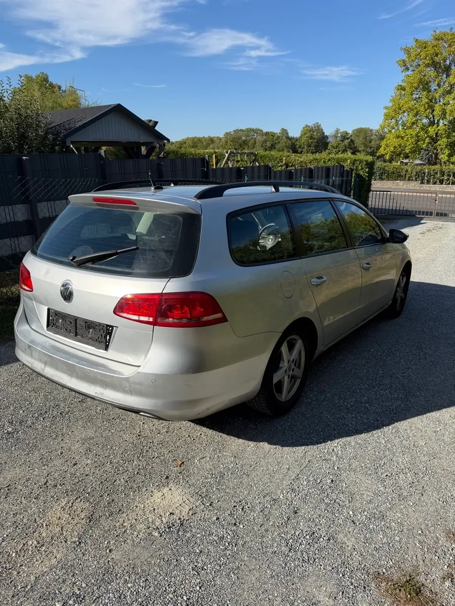 Volkswagen Passat 2013 photo 3