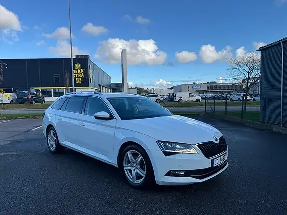 Skoda Superb 2016 photo 3